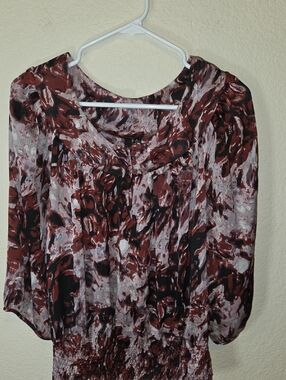 Essentials by Milano Rust and Black Abstract Floral Blouse